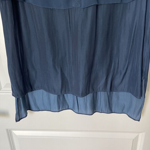 Simply Vera Vera Wang Sleeveless Blouse, Hi-Lo Hem, Sheer Accents-XL, Cadet Blue - Picture 3 of 13